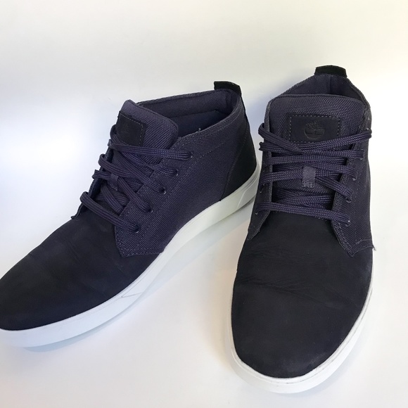 davis square mid top chukka sneaker